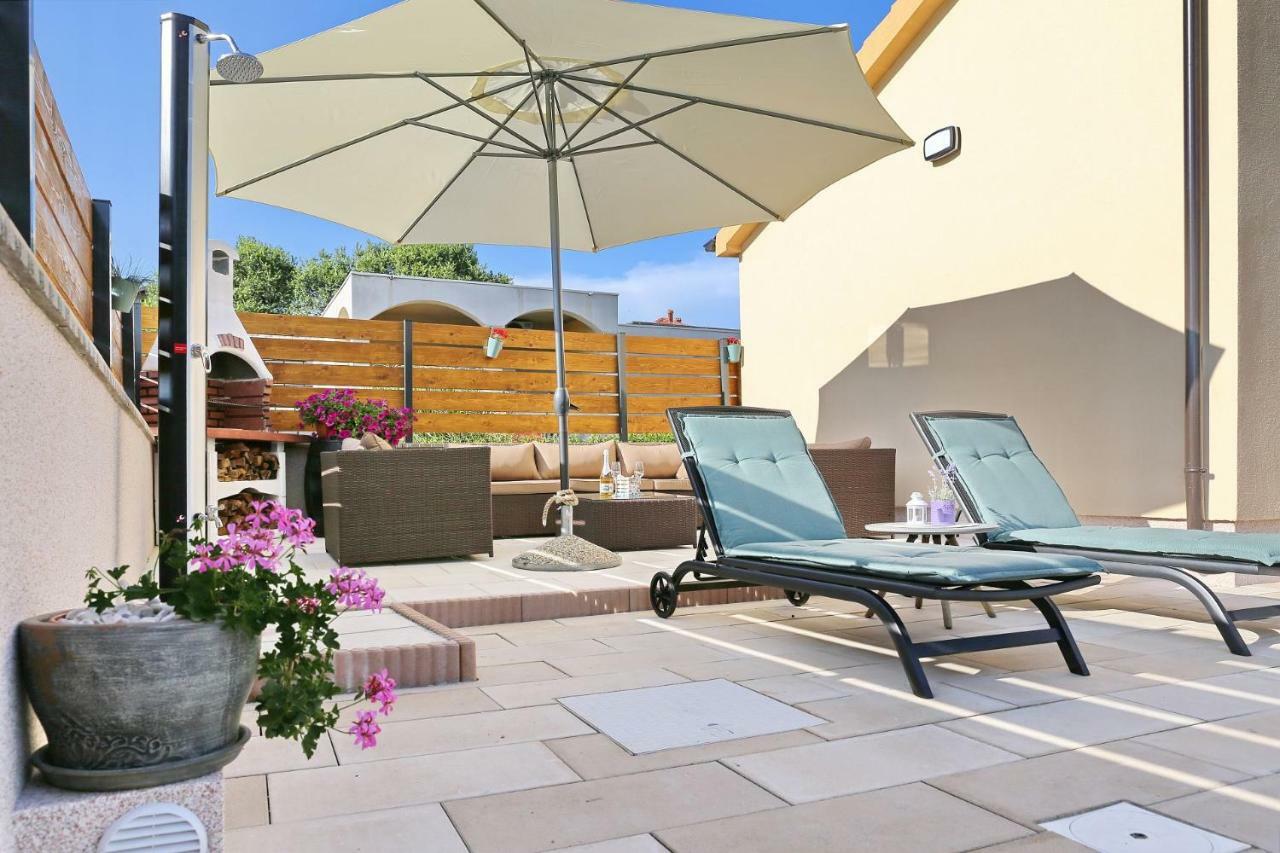 Punta Garden Pool House Villa Posedarje Exterior photo